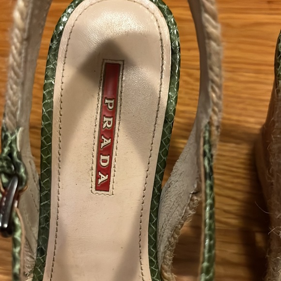 Prada green snake skin wedge - Picture 2 of 10